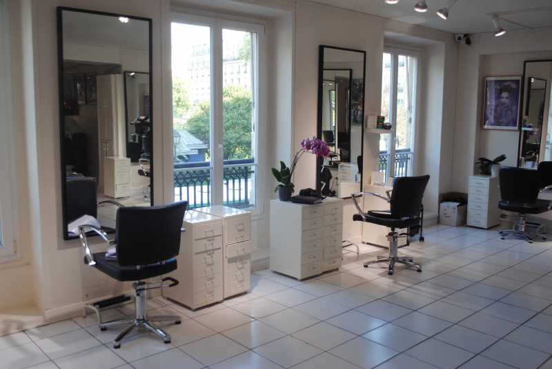 coiffure-GARS-min_floor-home-office-property-living-room-room-781228-pxhere.com